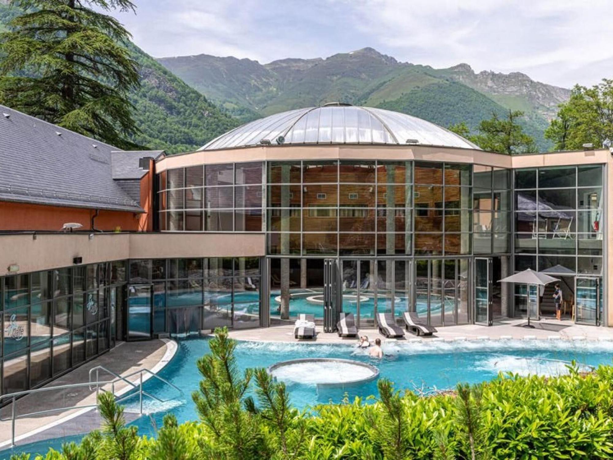 T2 Renove Avec Terrasse, Parking Prive, Local Velos A Cauterets - Fr-1-401-290 Buitenkant foto