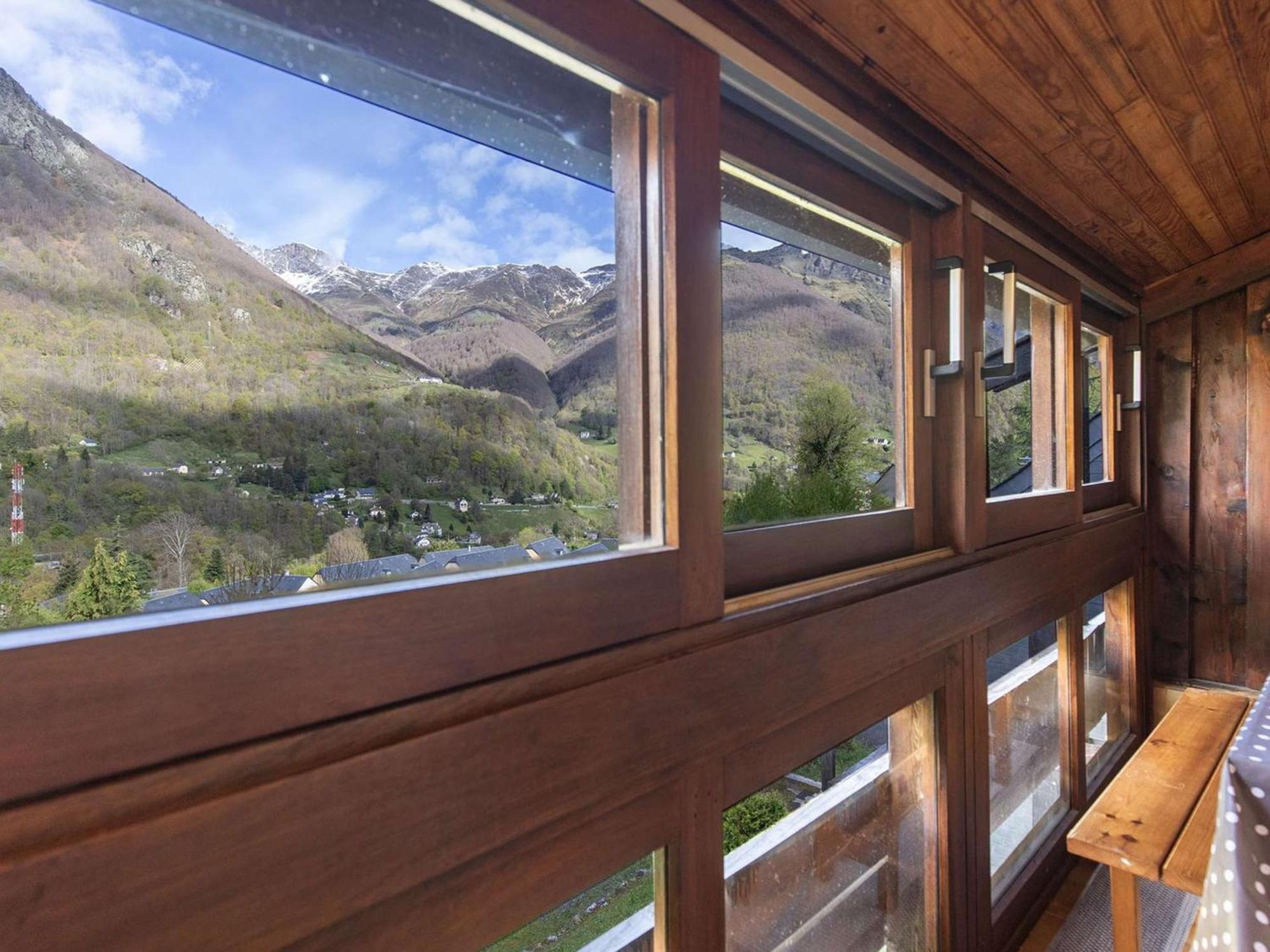 T2 Renove Avec Terrasse, Parking Prive, Local Velos A Cauterets - Fr-1-401-290 Buitenkant foto